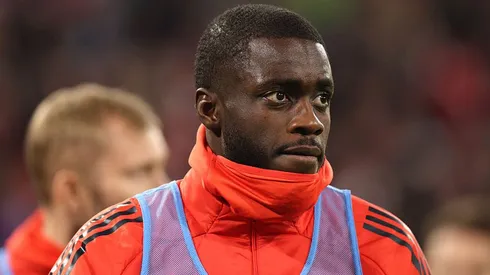 Bayern de Munique está perdendo a paciência com Upamecano, que ainda não respondeu se renovará. PSG está atento à situação do zagueiro e pode ter caminho livre (Foto: Adam Pretty/Getty Images)