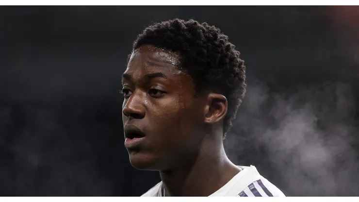 Manchester United prioriza extensão do contrato de Kobbie Mainoo. (Photo by Michael Regan/Getty Images)