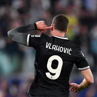 Barcelona define Vlahovic como “plano B” a Julián Alvarez