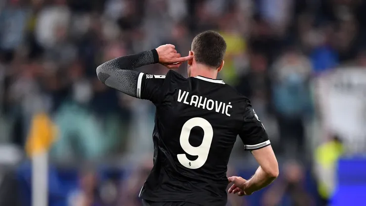 O centroavante Vlahovic em jogo da Juventus (Valerio Pennicino/Getty Images)