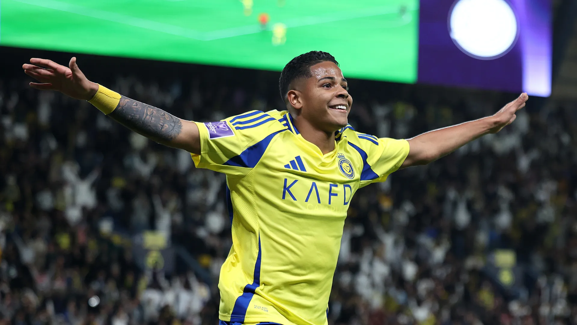 Wesley comemora gol pelo Al-Nassr