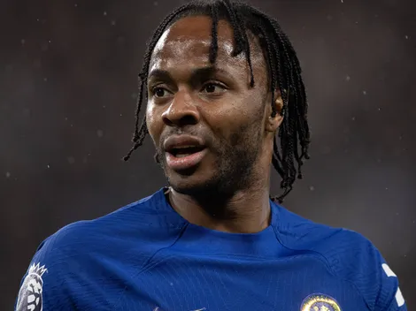 Sterling é alvo do Napoli e pode deixar os Blues