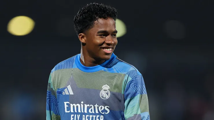 Endrick entra na mira do Chelsea e pode deixar o Real Madrid por R$ 499 milhões.(Foto: Florencia Tan Jun/Getty Images)