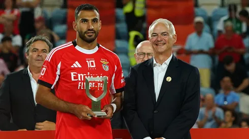 Benfica aceita vender Pavlidis ao Al-Hilal, mas exige R$ 436 milhões. (Foto: Gualter Fatia/Getty Images)