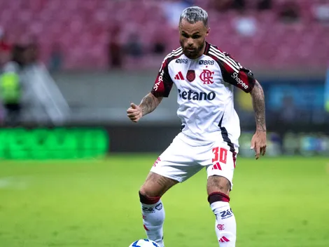 Al-Ula faz proposta para contratar Michael, do Flamengo