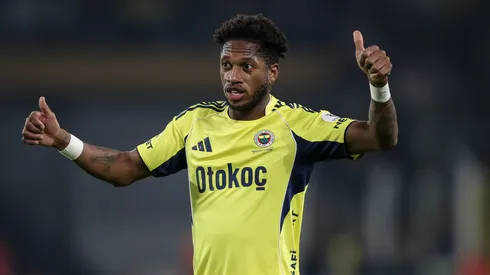 Fred, meio-campista do Fenerbahçe. (Foto: Ahmad Mora/Getty Images)