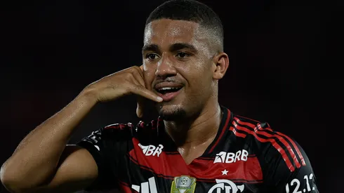 Samuel Lino em campo pelo Flamengo. Foto: Andre Mourao/AGIF