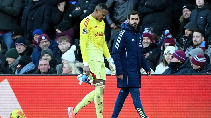 John se machucou em partida do Nottingham Forest