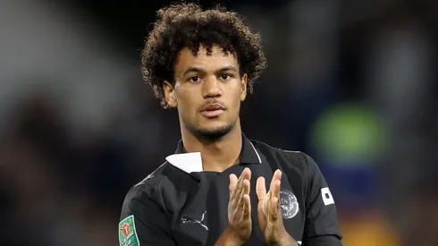 Oscar Bobb pelo Manchester City. (Foto: Matt McNulty/Getty Images)