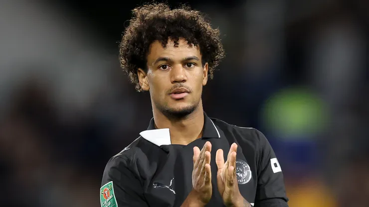 Oscar Bobb pelo Manchester City. (Foto: Matt McNulty/Getty Images)