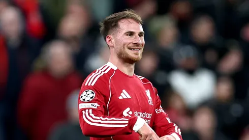 Alexis Mac Allister, do Liverpool, comemora ao marcar o primeiro gol de sua equipe durante a partida da Fase de Liga MD8 da UEFA Champions League 2025/26 entre Liverpool FC e Qarabag FK, em Anfield, em 28 de janeiro de 2026, em Liverpool, Inglaterra. (Foto de Dan Istitene/Getty Images)