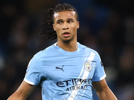 Milan espera avançar por Nathan Aké