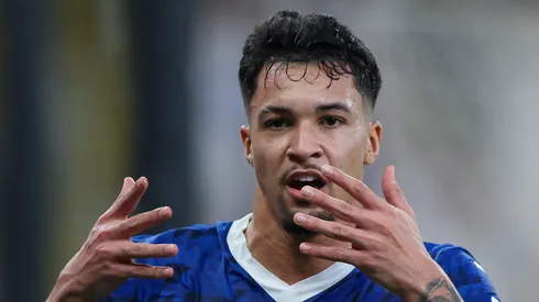 Al Quadisiya e Al-Hilal se enfrentam pelo Campeonato Saudita. Foto: Yasser Bakhsh/Getty Images