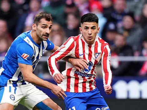 Thiago Almada volta ao radar do Palmeiras após saída de Veiga