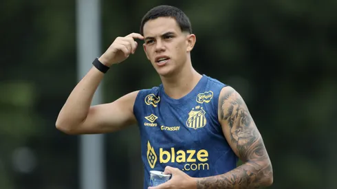 JP Chermont pode assinar com o Ajax. Reinaldo Campos/AGIF.