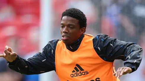 Falta de espaço em Manchester aproxima lateral Tyrell Malacia do FC Porto. (Foto de Matt McNulty/Getty Images)