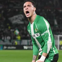 Antony marca golaço em jogo do Real Betis