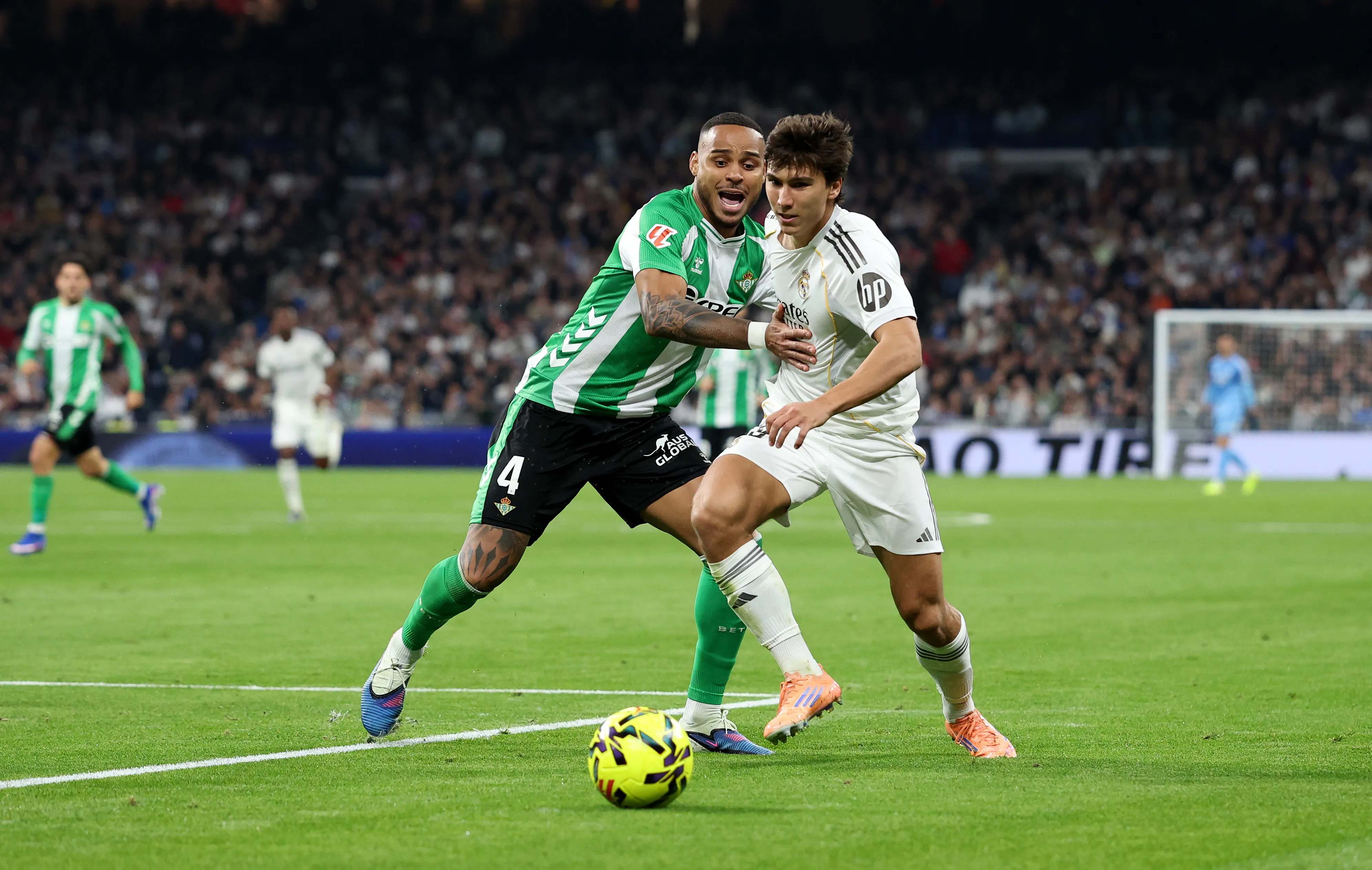 Natan em ação contra o Real Madrid. (Foto: Florencia Tan Jun/Getty Images)