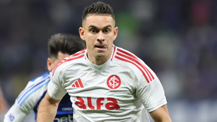 River Plate recebeu sinal verde para contratar Borré; Atleta quer manter o mesmo salário do Internacional. Foto: Gilson Lobo/AGIF