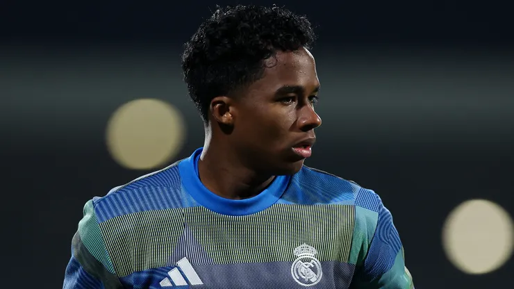 Endrick durante um jogo do Real Madrid. Foto: Florencia Tan Jun/Getty Images