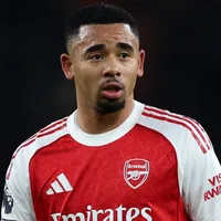 Arsenal oferece Gabriel Jesus e Martinelli por Julián Álvarez