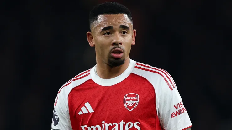 Gabriel Jesus em campo pelo Arsenal. Foto: Justin Setterfield/Getty Images