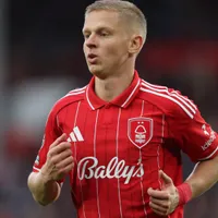 Oleksandr Zinchenko deve deixar o Arsenal para fechar com Ajax