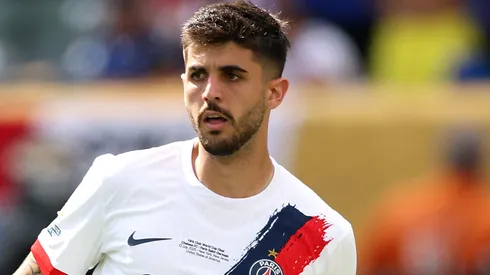 Lucas Beraldo em campo pelo PSG. Foto: Luke Hales/Getty Images