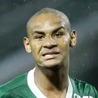 PSG e Barcelona travam duelo por Eduardo Conceição