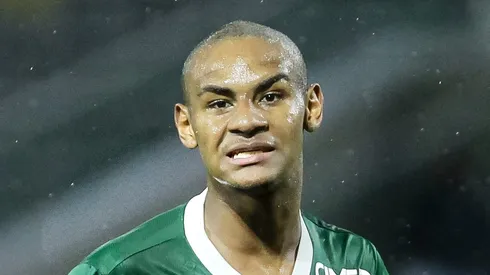 PSG e Barcelona travam duelo por Eduardo Conceição. Foto: Marco Miatelo/AGIF