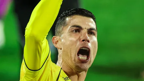 Al-Nassr domina segundo tempo e vence fora de casa com gols de Ronaldo, Simakan e Coman. (Foto de Yasser Bakhsh/Getty Images)
