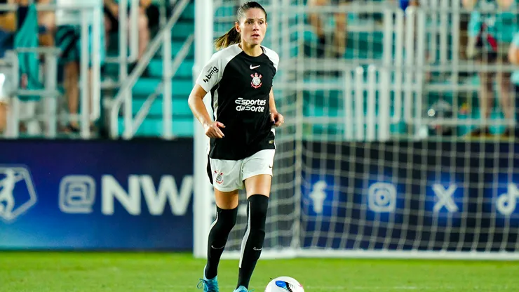 Zagueira das Brabas destaca a força da fiel torcida em Londres - Foto: Jay Biggerstaff/Getty Images