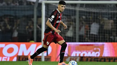 Lautaro Rivero é o novo alvo do Manchester United. Foto: Luciano Bisbal/Getty Images