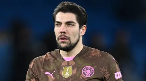 Stefan Ortega, do Manchester City, chega a acordo com o Nottingham Fortest e aguarda liberação. (Foto: Justin Setterfield/Getty Images)