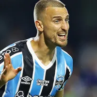 Almería acerta com Rodrigo Ely após zagueiro rescindir com o Grêmio