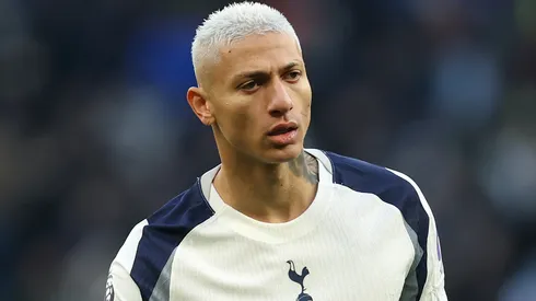 Richarlison em campo pelo Tottenham. Foto: Julian Finney/Getty Images