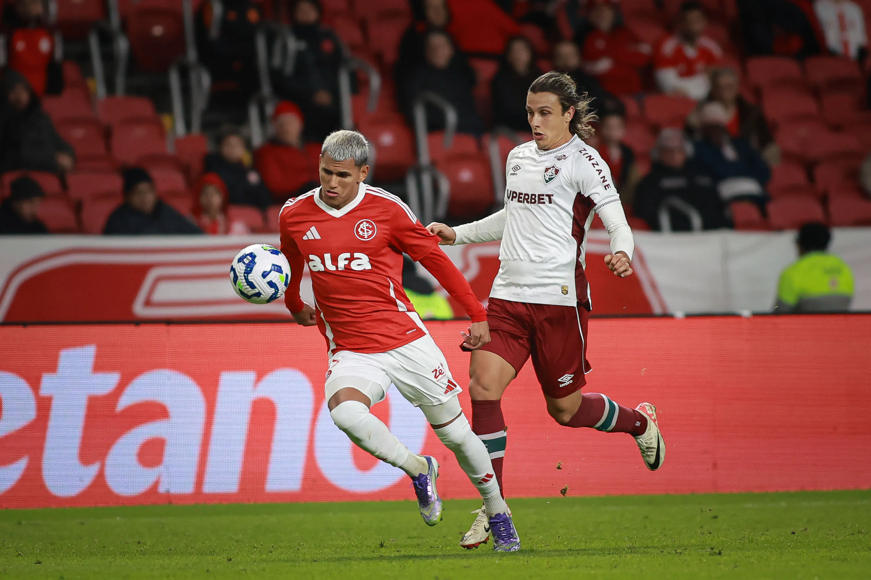 Braian Aguirre é alvo do Rosario Central. Foto: Maxi Franzoi/AGIF