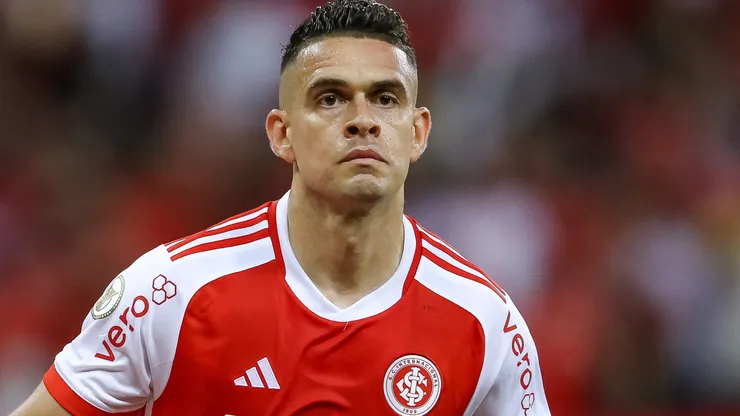 Rafael Borré em campo pelo Internacional. Foto: Pedro H. Tesch/Getty Images