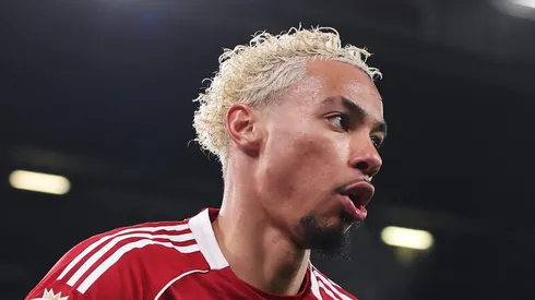 Ekitiké brilha pelo Liverpool com dois gols e comanda vitória sobre o Newcastle. (Photo by Stu Forster/Getty Images)