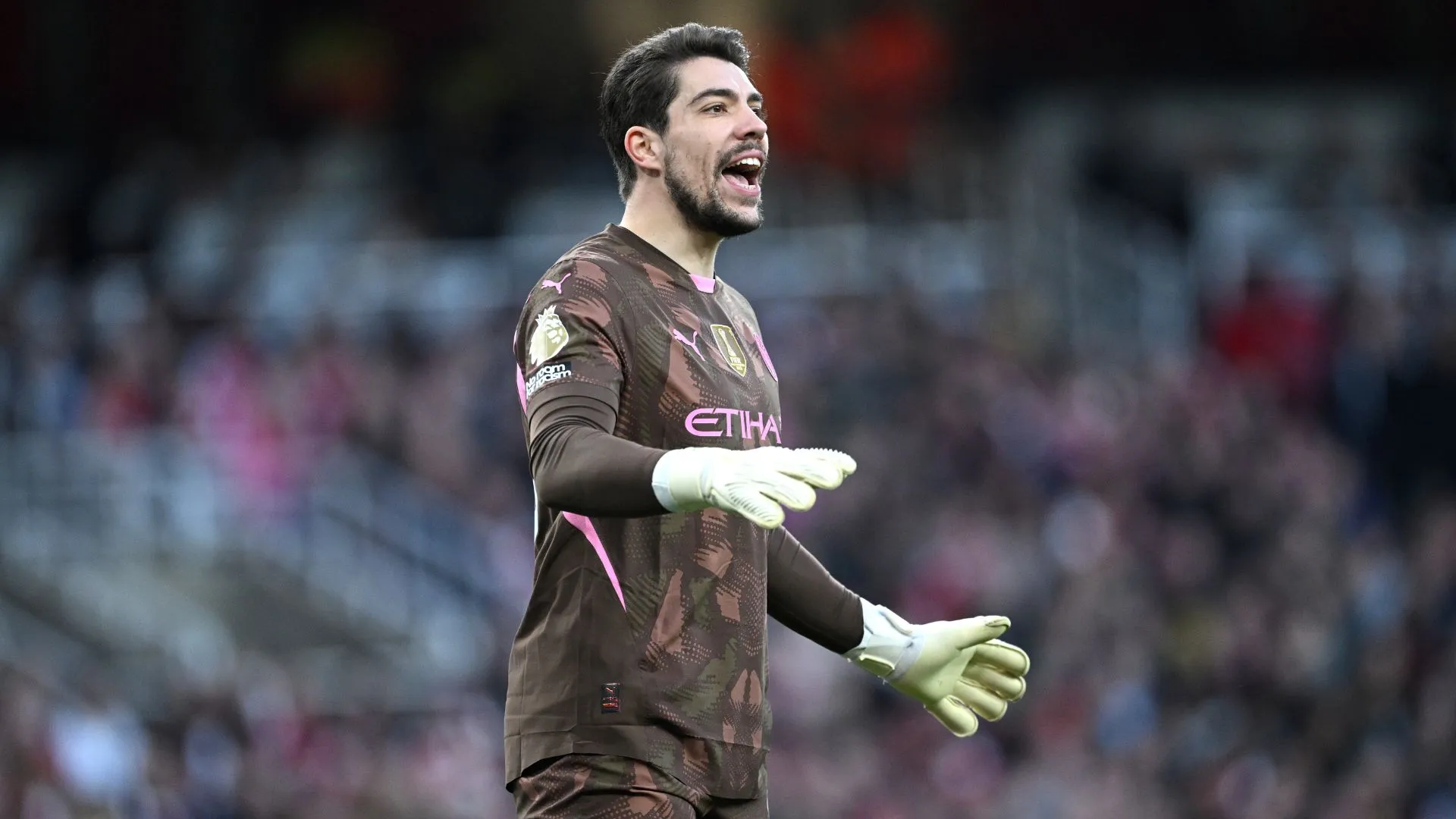Ortega Moreno em jogo do Manchester City (foto: Justin Setterfield/Getty Images)