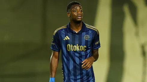 Jhon Durán durante partida do Fenerbahçe. (Photo by Gualter Fatia/Getty Images)