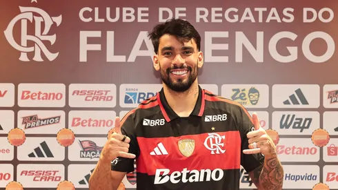 O meia Lucas Paquetá é apresentado como reforço no Flamengo (Gilvan de Souza/Flamengo)