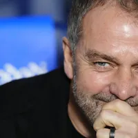 Deco quer centroavante e zagueiro que podem ultrapassar R$ 923 milhões