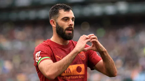 Luis Rioja comemora o gol do Valencia contra o Betis