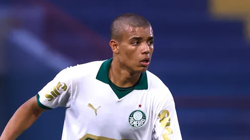 Palmeiras pode receber R$ 24,7 milhões do Real Betis por Robson. Foto: Marcello Zambrana/AGIF