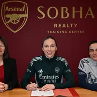 Arsenal anuncia a contratação de Barbora Votíková
