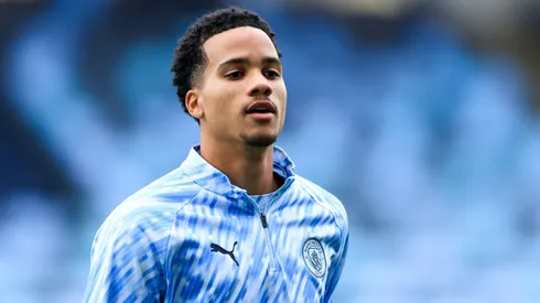 Mukasa se transferiu do Manchester City para o Leicester City