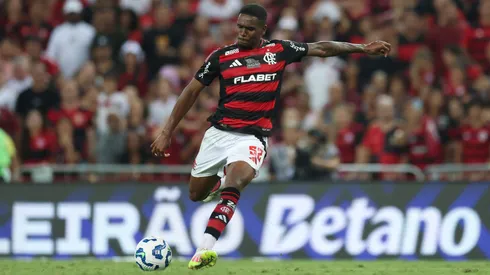 Evertton Araújo em jogo do Flamengo
