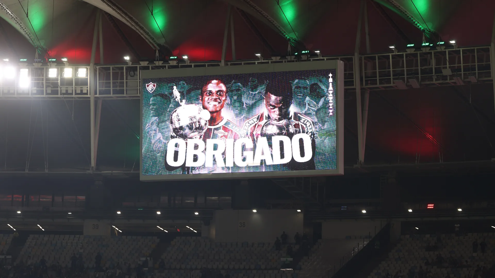 Telão do Marcanã se despedindo de Jhon Arias, ídolo do Fluminense