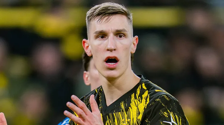 Nico Schlotterbeck, do Borussia Dortmund irritou a diretoria após falas sobre título da Bundesliga. IMAGO / Kirchner-Media - (Bahho Kara)